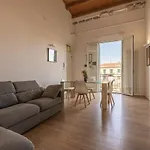 Shanti Holiday House